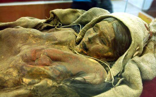 Phát hiện xác ướp 4000 năm tuổi bị chôn vùi tại Trung Quốc, chuyên gia giám định ADN tiết lộ danh tính thật sự gây ngỡ ngàng