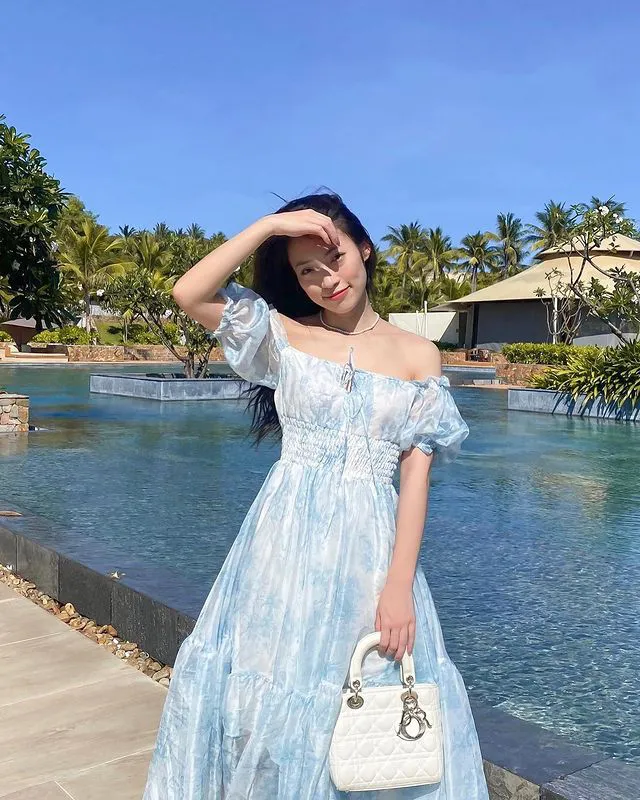 Đồ hè mới sắm của mỹ nhân Việt: Tóc Tiên mua full set ZARA gần 2 triệu, Emily khoe dáng với váy hot trend 500k - Ảnh 5.