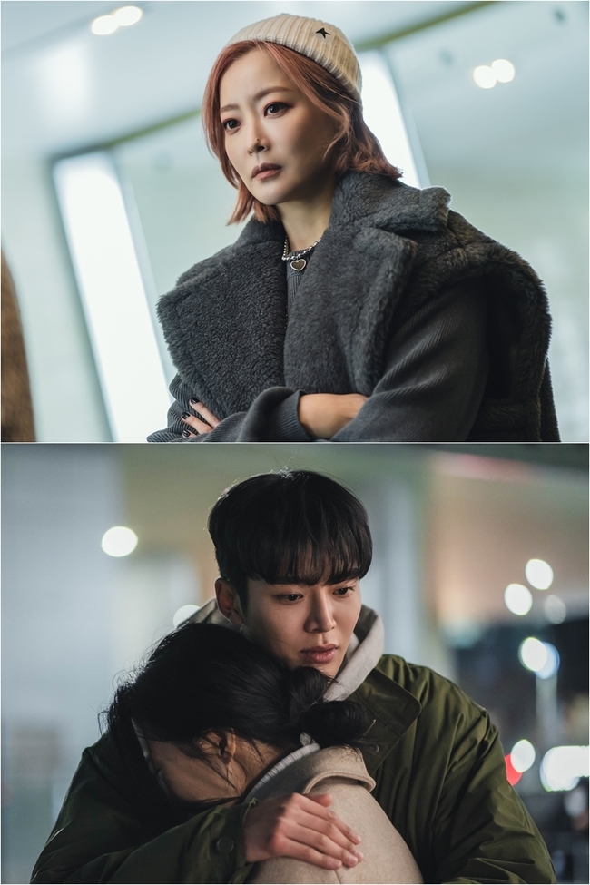 Bom tấn của chị đại Kim Hee Sun được khen nức nở: Nội dung 10 điểm nhân văn, visual xịn xò của nữ chính mới gây bão! - Ảnh 2.