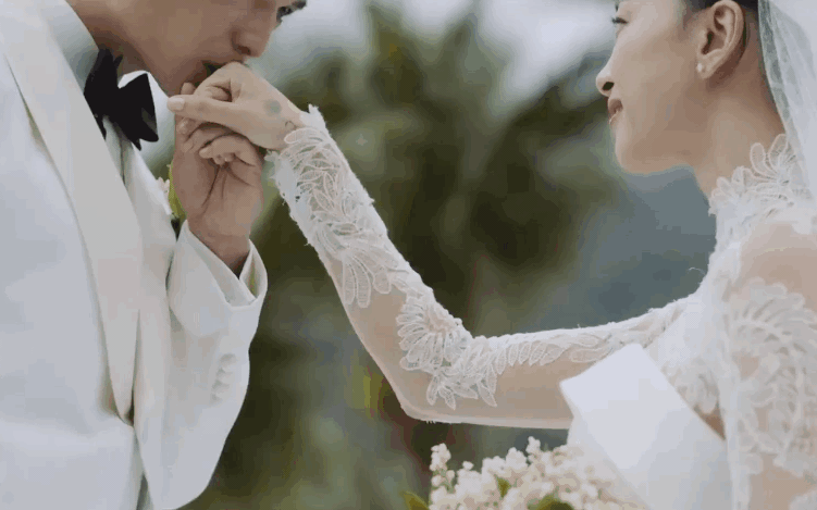 Clip chưa từng công bố trong hôn lễ Ngô Thanh Vân, nghẹn ngào khi xem đến chi tiết cuối!