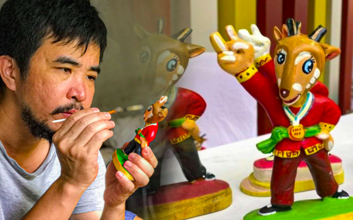 Một nghệ nhân ở Hà Nội chế tác thủ công linh vật SEA Games 31 bằng chất liệu gỗ mít