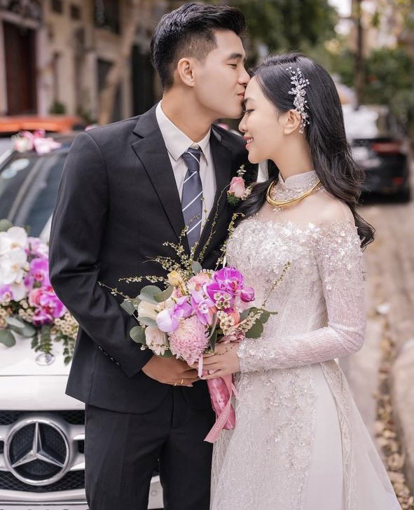 4 năm bên nhau của Hà Đức Chinh và Mai Hà Trang: Từ hẹn hò giấu mặt đến bước ngoặt về quê ra mắt, kết lại bằng đám cưới siêu hoành tráng  - Ảnh 25.