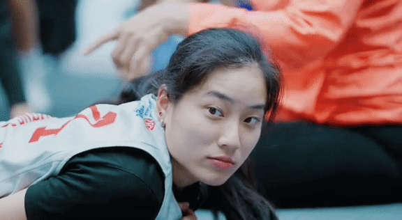 Hot girl bóng rổ: Cao 1m75, nhan sắc xinh đẹp, có chị em song sinh cùng thi đấu ở SEA Games 31 - Ảnh 2.