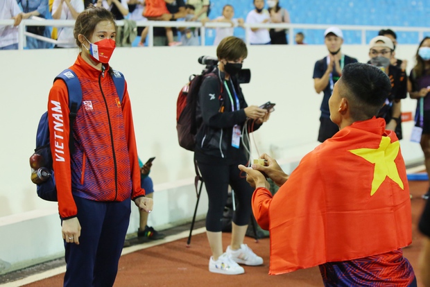 Những cặp đôi cùng chinh chiến tại SEA Games 31: Một đôi từng là thầy trò, có người cầu hôn ngay khi đạt HCV  - Ảnh 7.