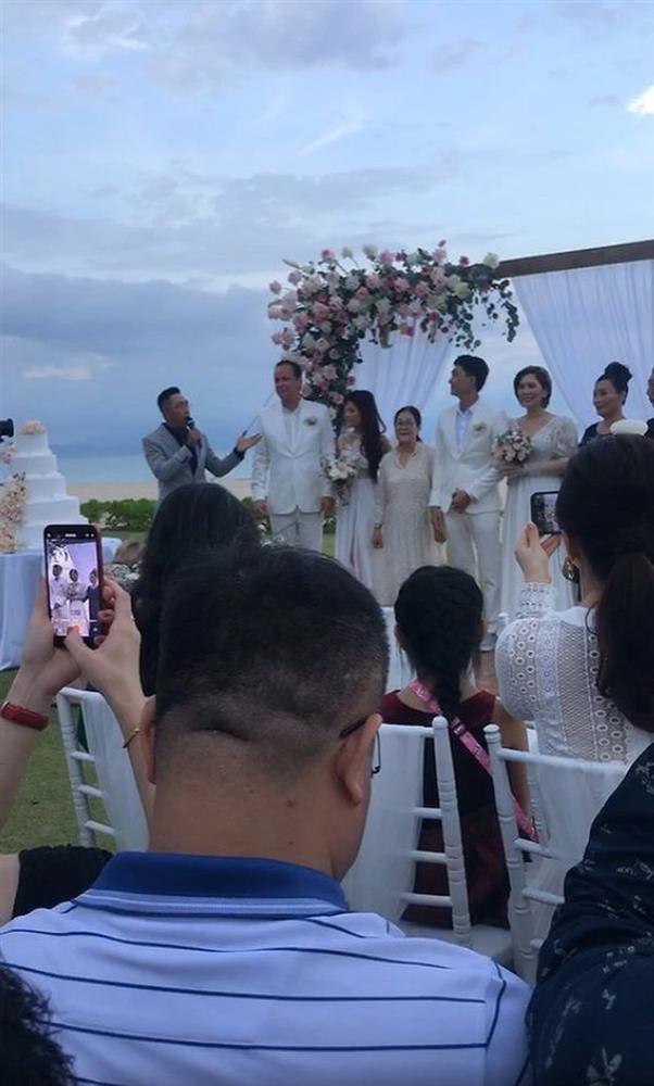 Diễn viên Khương Ngọc tổ chức đám cưới kín đáo, lần đầu hé lộ dung mạo bà xã - Ảnh 3.