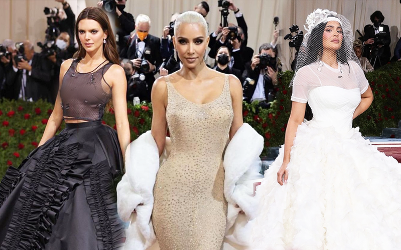 Thảm đỏ Met Gala 2022: Kim Kardashian mượn váy 5 triệu đô của Marilyn Monroe, Kendall khoe lông mày 
