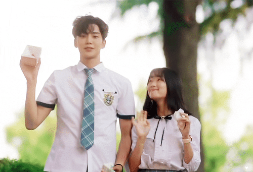 Mê mẩn 5 couple nấm lùn - khủng long của màn ảnh Hàn: Có cặp chênh tới 29cm mà vẫn đẹp đôi xỉu - Ảnh 8.