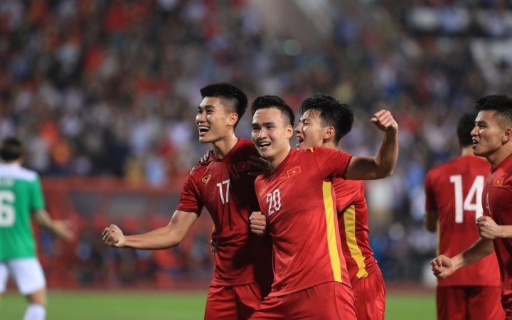 Chứng kiến U23 Việt Nam đánh bại đối thủ Indonesia, dân mạng Đông Nam Á thán phục: "Việt Nam là nhất"