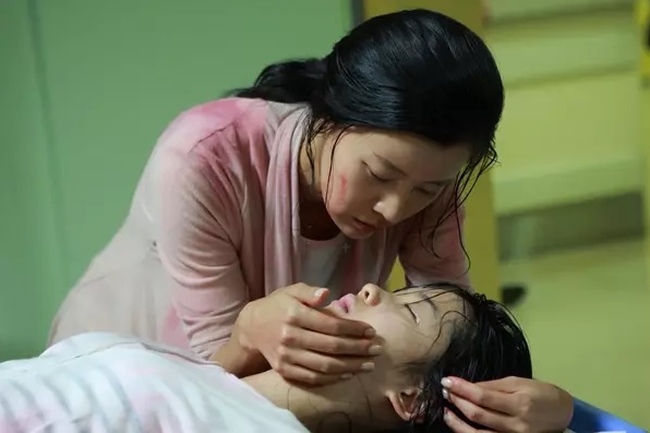 Đây là mỹ nhân át vía Seo Ye Ji ở phim mới: Thần thái sang chảnh sắc lạnh, diễn xuất gây ám ảnh - Ảnh 6.