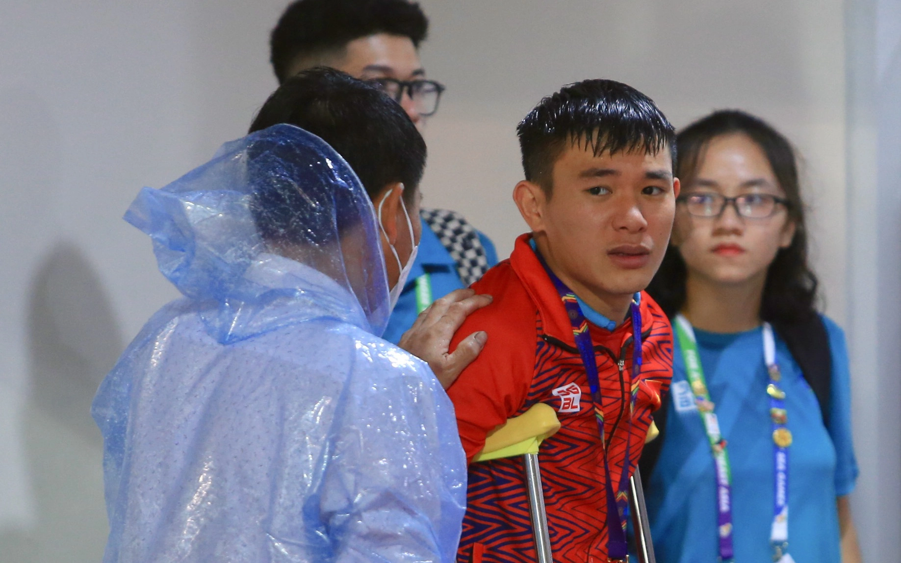 Lê Văn Xuân (U23 Việt Nam) phải phẫu thuật chữa chấn thương gặp ở SEA Games 31