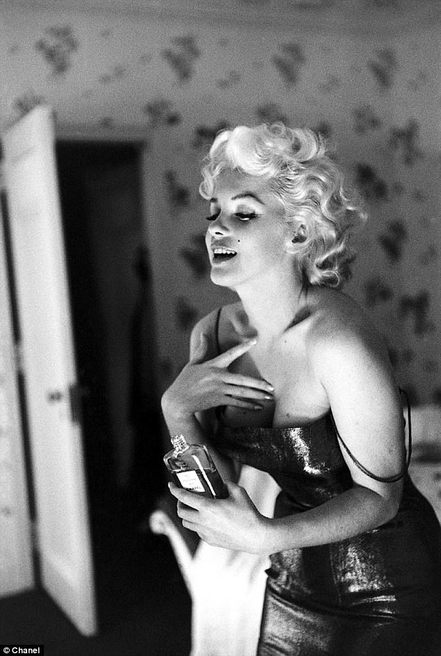 Bí ẩn về nước hoa Chanel No.5 và sự tái sinh của cái tên Marilyn Monroe - Ảnh 5.