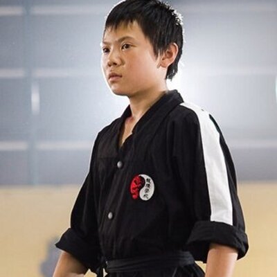 Vẻ đẹp trai của sao nhí bị ghét nhất The Karate Kid sau 13 năm: Đóng cả phim Marvel, là con cưng Thành Long - Ảnh 3.