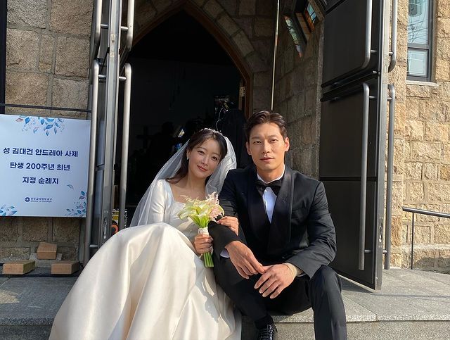 Mỹ nhân tự nhận đẹp hơn Kim Tae Hee hóa cô dâu màn ảnh ở tuổi 46, lấy lại phong độ nhan sắc sau khi lộ cả tá nếp nhăn - Ảnh 4.