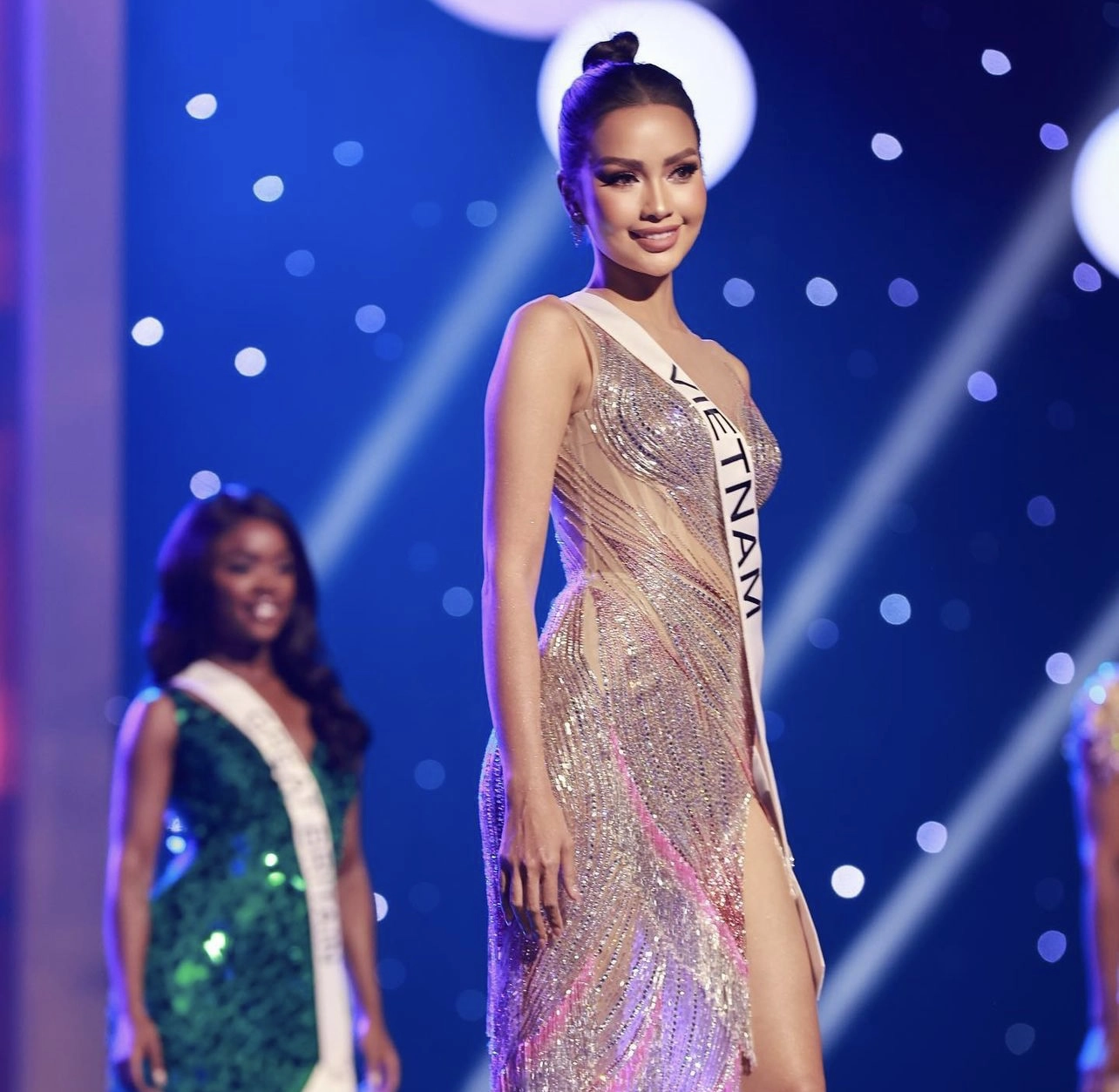 Ngọc Châu lần đầu chia sẻ sau khi bị loại khỏi Top 16 Hoa hậu Hoàn vũ: Xin lỗi vì không thể cho hai tiếng Việt Nam được hô vang - Ảnh 2.