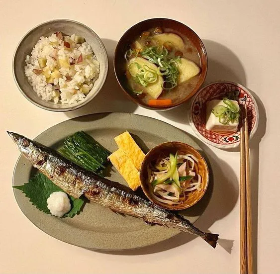 8 khác biệt chính trong chế độ ăn là chìa khóa giúp Nhật Bản có tỷ lệ tử vong thấp nhất thế giới - Ảnh 2.