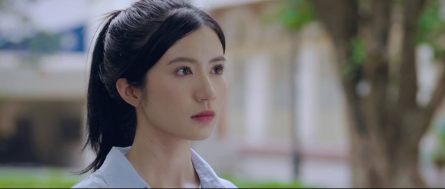 Phim Việt giờ vàng mới lên sóng đã gợi nhắc bom tấn xứ Hàn, một nữ phụ được khen vì diễn quá duyên - Ảnh 3.