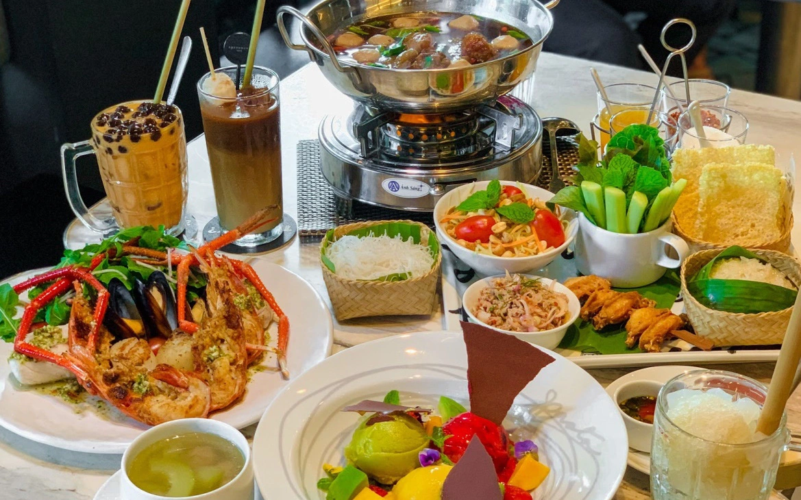 Nép vào một góc giữa lòng Sài Gòn để thưởng thức ẩm thực Thái fusion đặc biệt