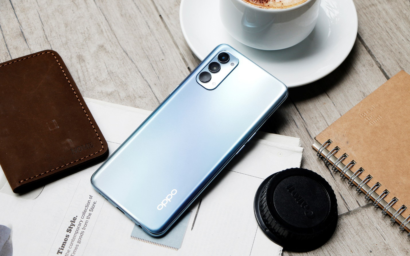 Sắm OPPO Reno4 chụp ảnh lung linh, FPT Shop tặng thêm sạc dự phòng 10.000mAh