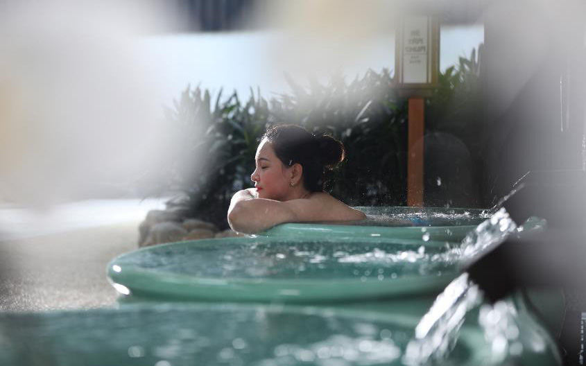 Không xuất ngoại, vẫn dễ dàng tắm onsen chuẩn Nhật ngay tại Quảng Ninh