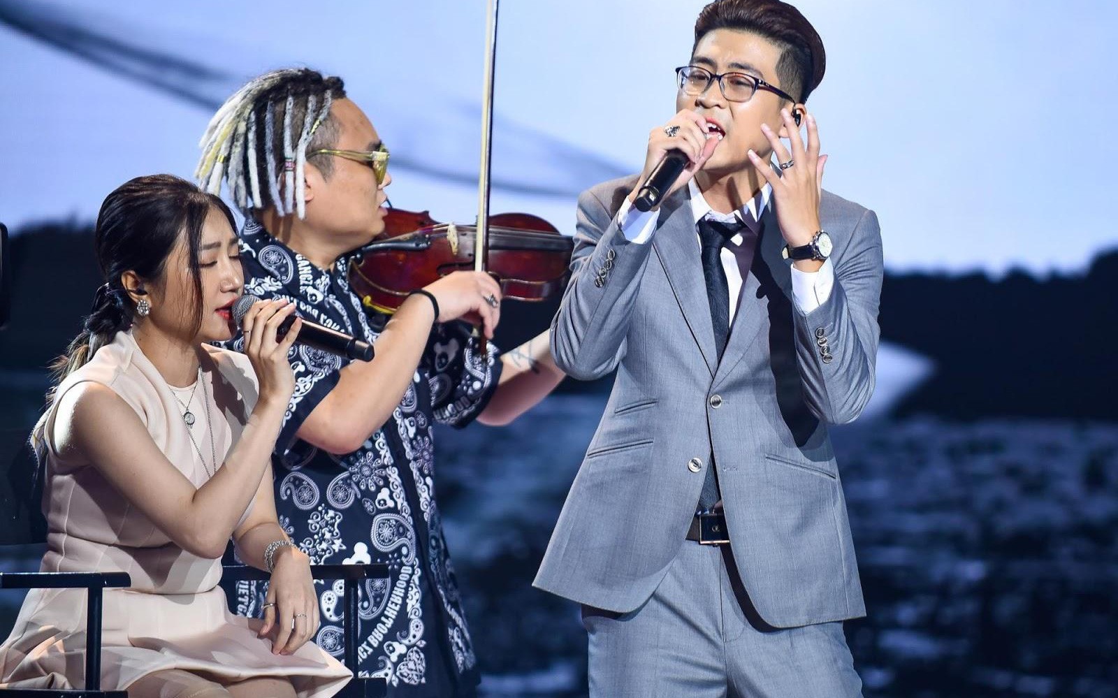 King Of Rap: Không đơn thuần là cuộc thi, biến Zero thành Hero, gắn kết gia đình - tình yêu và &quot;biến thù thành bạn&quot;