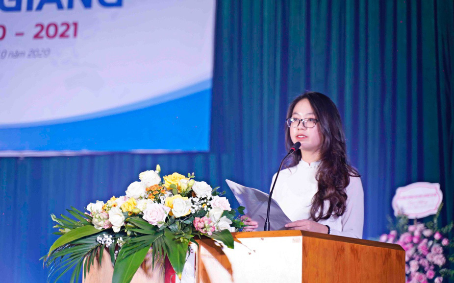 Lễ khai giảng đặc biệt: Hành trình BKACAD và những chú ngựa vàng