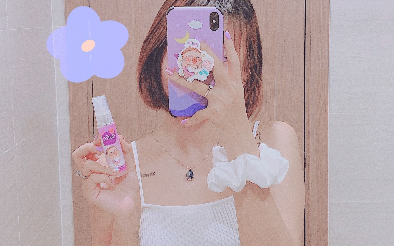 Cộng đồng mạng ráo riết săn lùng sản phẩm xịt khử mùi của Quỳnh Aka