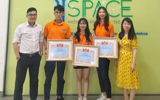 Sinh viên trường Đại học Thủ đô Hà Nội tham dự vòng Chung kết giải thưởng Sinh viên nghiên cứu khoa học Eureka lần thứ 22