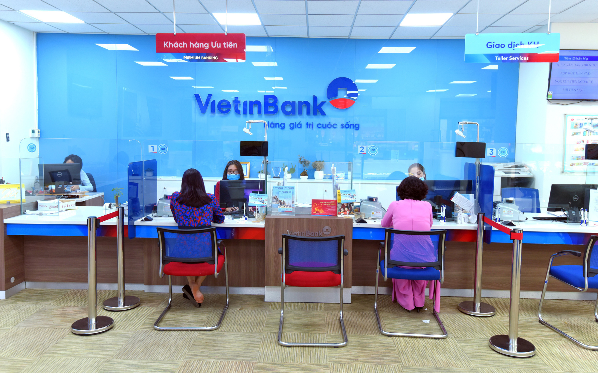 Miễn lãi trọn đời với thẻ trả góp VietinBank i-Zero