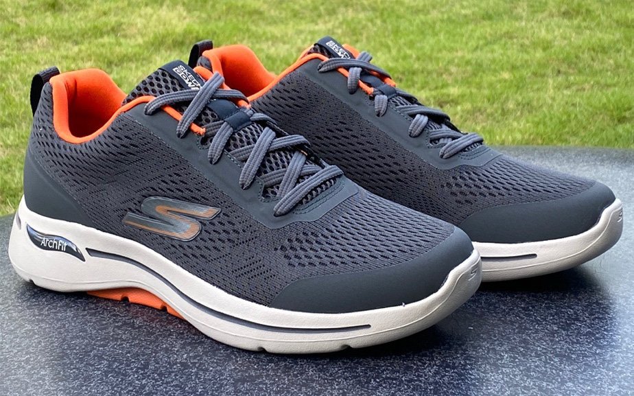 Giày thể thao Skechers Gowalk Arch Fit - “item” mới trong bộ sưu tập của các tín đồ thời trang năng động