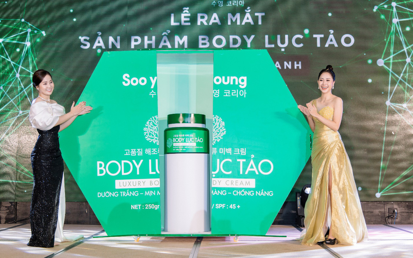 Mỹ phẩm Soo Young ra mắt sản phẩm mới - Body Lục Tảo