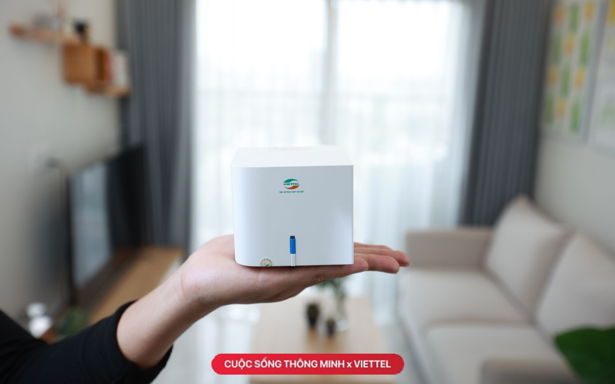 Đang work from home mà wifi cứ &quot;tậm tịt&quot;? Thử ngay wifi &quot;xuyên tường&quot; mới, sóng sánh căng đét mọi ngóc ngách trong nhà