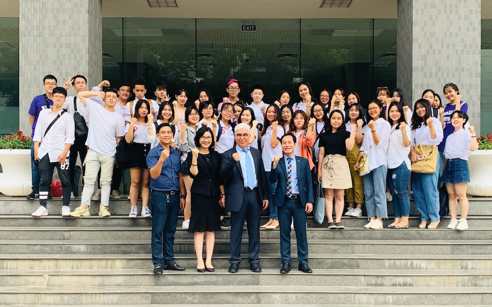 Điều gì làm nên sức hút của chương trình Cử nhân Quốc tế Việt Hàn ĐH Ngoại thương?