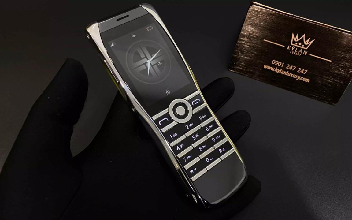 Chiêm ngưỡng các mẫu điện thoại siêu sang trọng, siêu bảo mật XOR Titanium tại Kỳ Lân Luxry