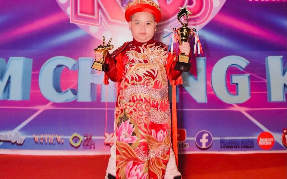 Muối Dubai đăng quang Quán quân Super Idol Kids