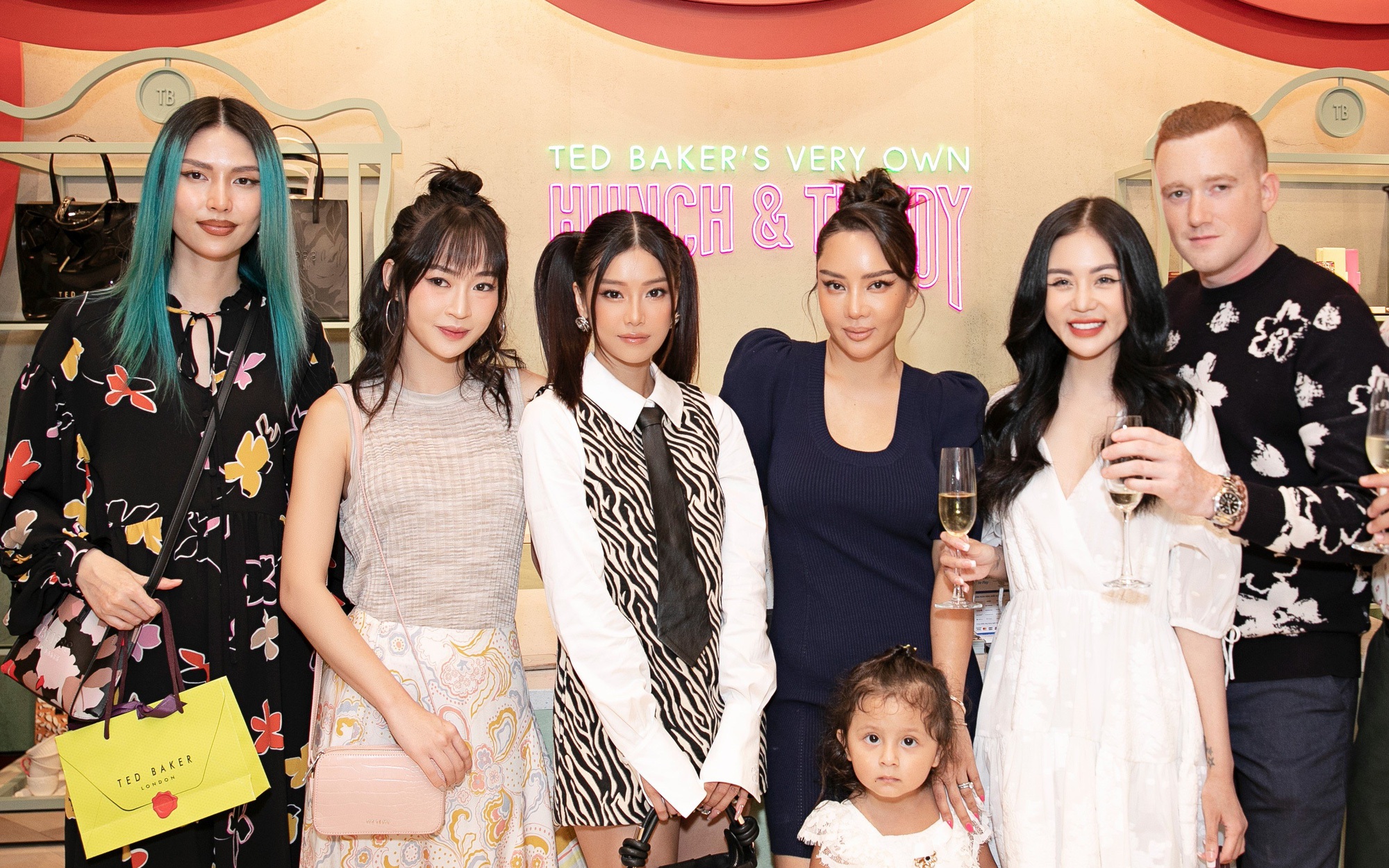 TED BAKER khai trương cửa hàng thứ ba với BST Xuân-Hè “Springtime Spirit”