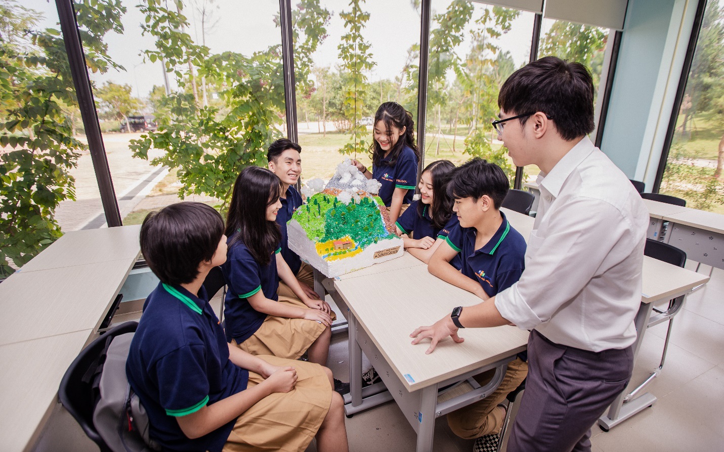 Hàng loạt trải nghiệm STEM cho giáo viên và học sinh tại Quy Nhơn