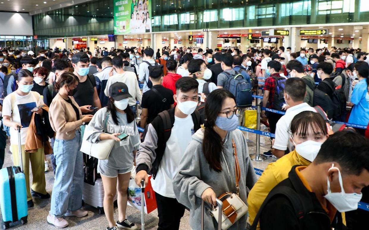 Thông tin về nghẽn hệ thống làm thủ tục chuyến bay tại sân bay Tân Sơn Nhất