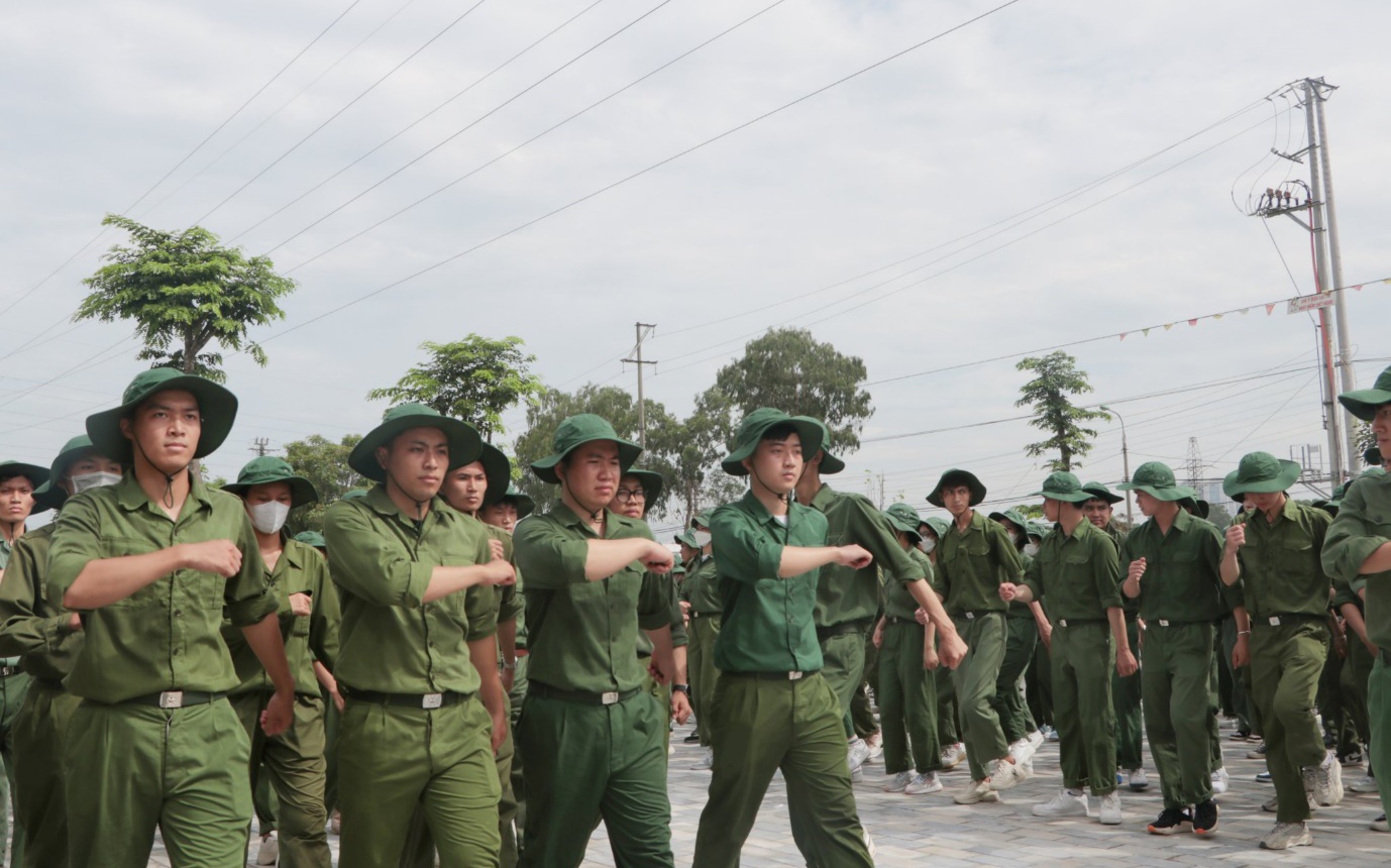 Hội thao Quốc phòng Trường Cao đẳng Công nghệ Bách khoa Hà Nội (HPC): 5 lợi ích cho SV