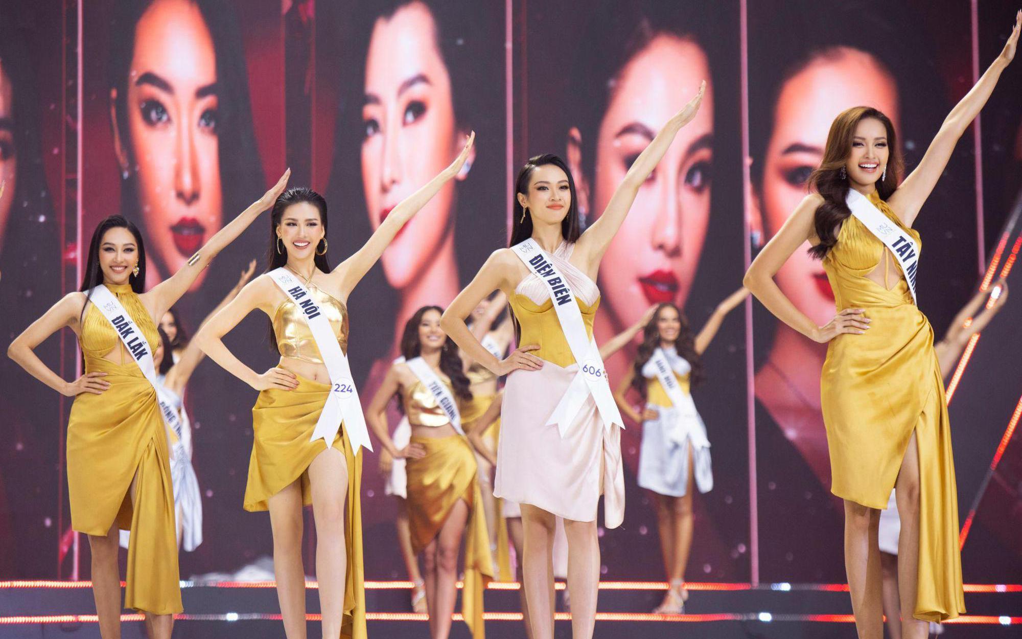 Hành trình chinh phục thời trang của Thái Tuấn tại Hoa Hậu hoàn vũ Việt Nam 2022