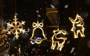 Decor Giáng sinh là không thể thiếu 3 loại đèn này, mua liền tay vì trưng kiểu gì cũng đẹp