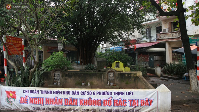 Cận cảnh nghĩa địa trong phố Hà Nội: Nơi người dân vẫn vô tư ăn uống, vui chơi bên cạnh mộ người chết - Ảnh 11.