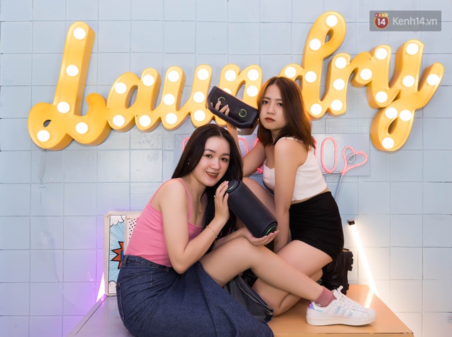 Đánh giá nhanh loa LG XBOOM Go: Thiết kế trẻ trung, nhiều tính năng thông minh, phù hợp cho fan Rap Việt - Ảnh 4.