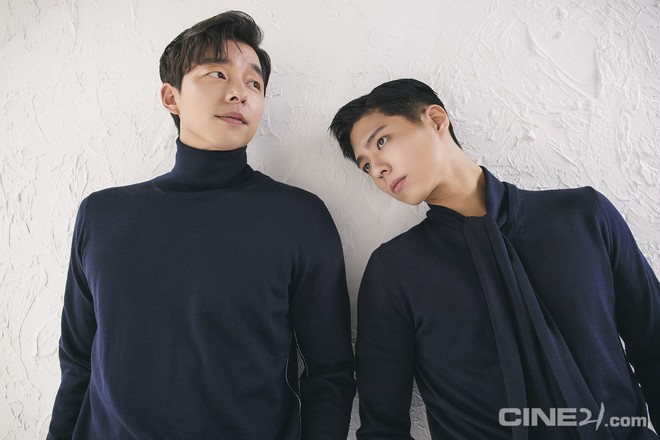 “Nghẹt thở” bộ ảnh cực phẩm Gong Yoo - Park Bo Gum: “Yêu tinh” và nam thần cực tình, fan đau đầu không biết ai soái hơn - Ảnh 6.