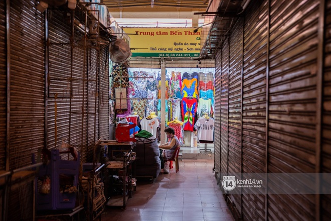 Các khu tham quan, mua sắm từng sầm uất nhất tại Sài Gòn ảnh hưởng ra sao bởi dịch Covid-19? - Ảnh 5.