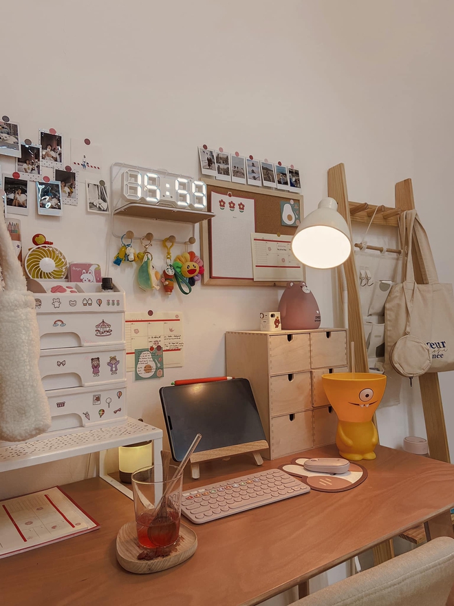 Cách trang trí bàn học đẹp study desk decorations cho không gian học tập  sáng tạo