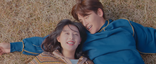 Ji Chang Wook đầu ấp tay gối Kim Ji Won cực tình tứ ở teaser mới của Lovestruck In The City - Ảnh 5.