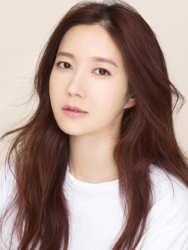 Bà cả Penthouse Lee Ji Ah: Lừa dối cả Kbiz bí mật kết hôn với huyền thoại Kpop, khiến Jung Woo Sung đau đớn và cái kết bất ngờ - Ảnh 5.