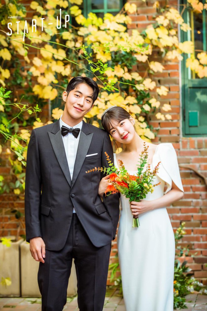“Ảnh cưới” của Nam Joo Hyuk - Suzy khiến MXH dậy sóng: Nhan sắc “bùng nổ” cả đôi, ngọt đến mức netizen nghi phim giả tình thật - Ảnh 2.