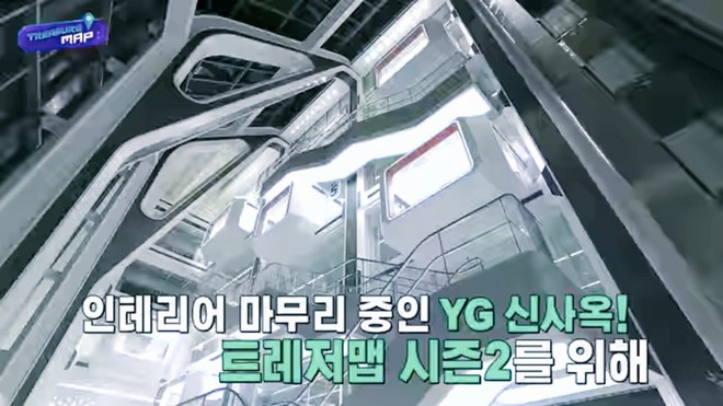 Em trai BLACKPINK hé lộ trụ sở mới siêu sang của YG: Căng tin, phòng tập khổng lồ chưa sốc bằng hành lang đủ lớn để quay MV! - Ảnh 24.