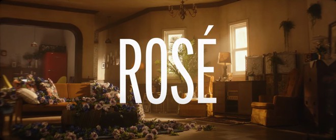 Mổ xẻ teaser solo của Rosé: Nối tiếp chuyện tình buồn trong Lovesick Girls, cài cắm cả chi tiết đại diện cho BLACKPINK? - Ảnh 9.
